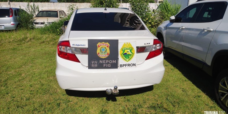 BPFRON e PF recuperam carro roubado na barranca do Lago de Itaipu em STI