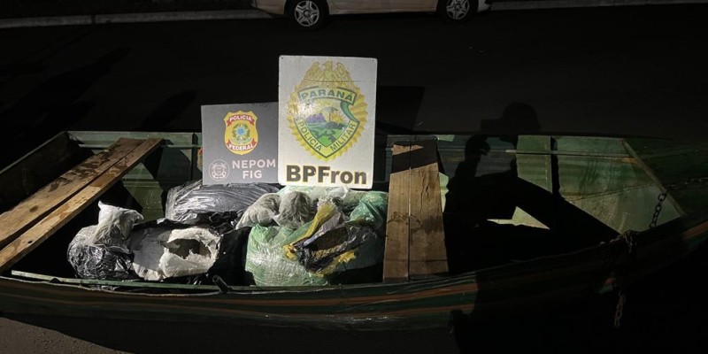 PF e BPFRON apreendem canoa com maconha em Foz do Iguaçu