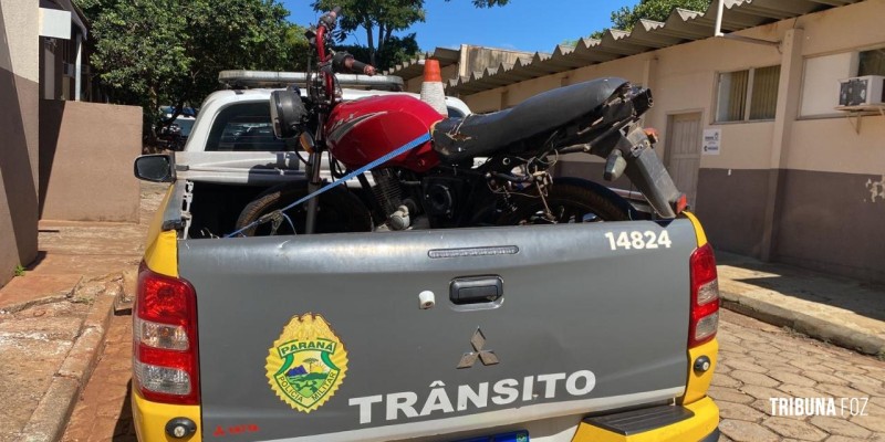 Polícia Militar recupera motocicleta furtada no centro de Foz