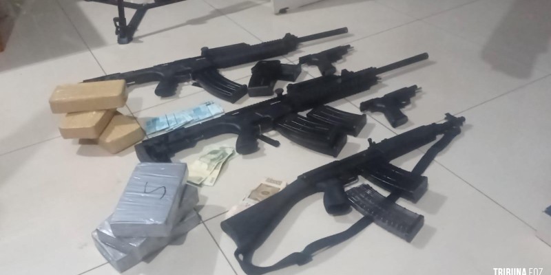 PRF apreende armas, cocaína e dinheiro em veículo do Paraguai 