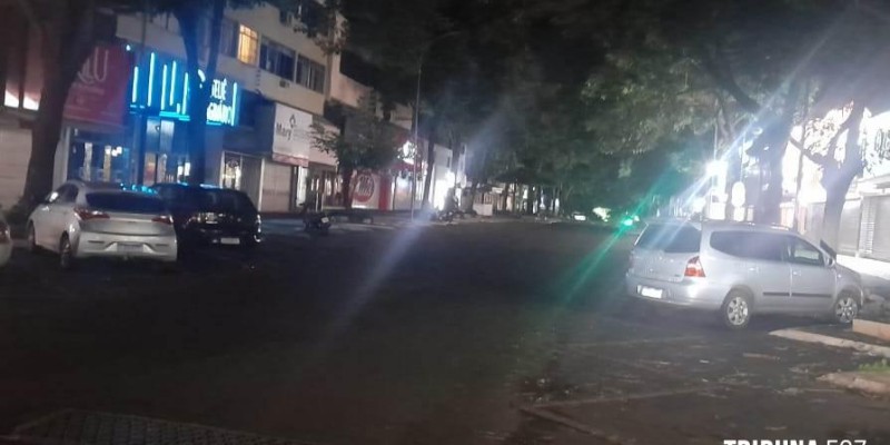 Falta de gestão deixa corredor turístico e centro da cidade com iluminação precária