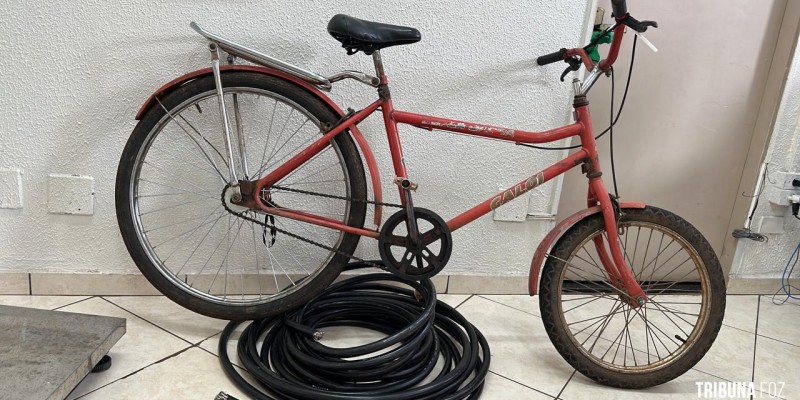 Oficial da PM prende suspeito com 15 Kg de fio de telefonia