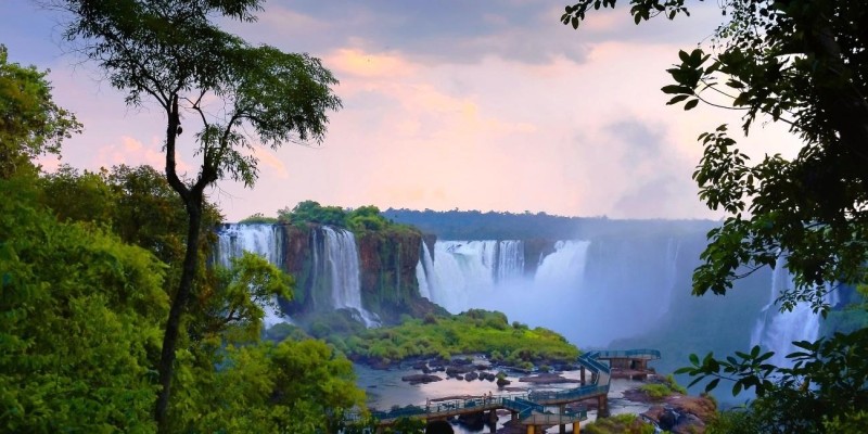 Parque Nacional do Iguaçu recebeu mais de 136 mil visitantes em fevereiro