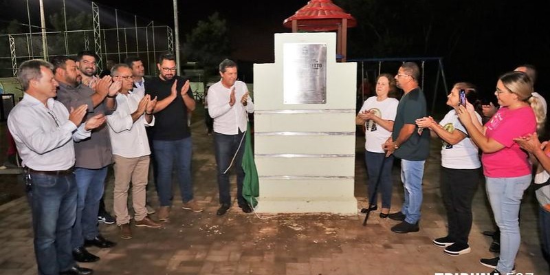 Prefeitura de Foz do Iguaçu inaugura Praça de Esporte e Lazer na Vila Shalon