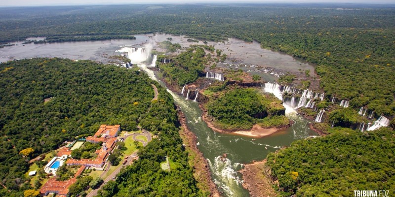 Conheça os dois lados das Cataratas do Iguaçu