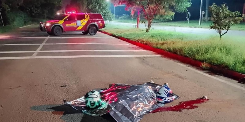 Motociclista morre ao cair de moto no final da Av. Paraná