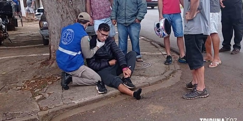 Siate socorre motociclista após colisão no Porto Meira