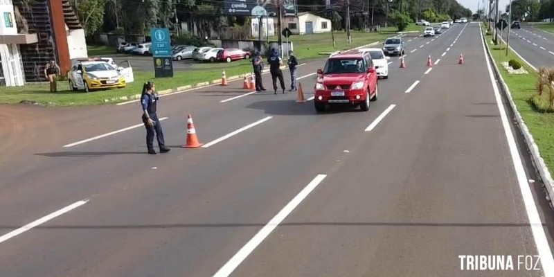 Veículos de excursão a atrativos sem guias de turismo serão notificados