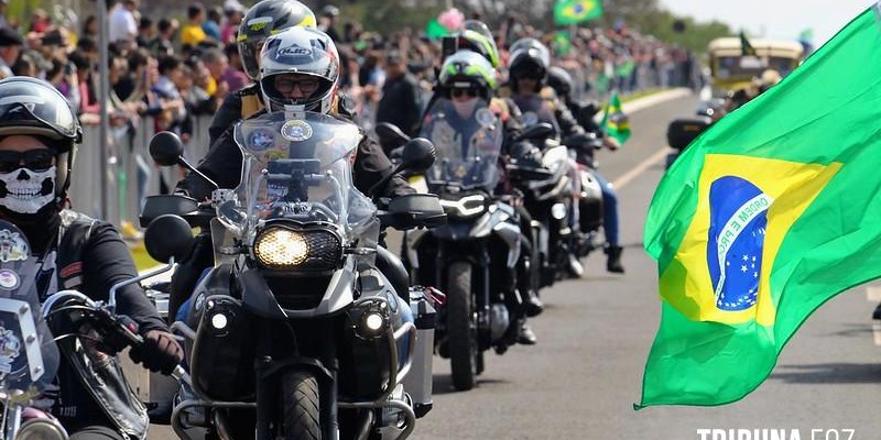 Desfile de Aniversário de Foz terá a participação das jovens que disputam o Miss Grand Brasil