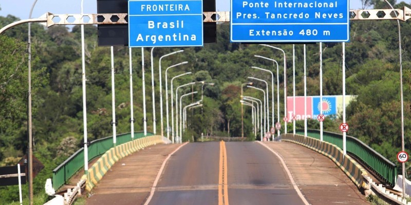 Foz do Iguaçu e Porto Iguaçu são oficialmente declaradas cidades irmãs