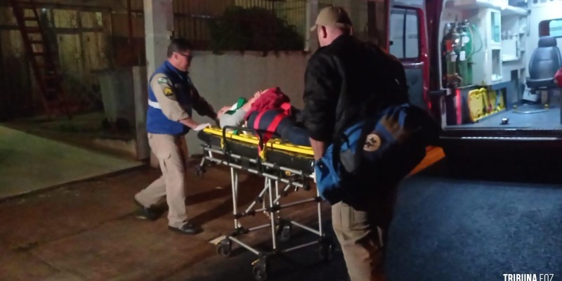 Mesmo baleada garota correu e pediu ajuda aos vizinhos