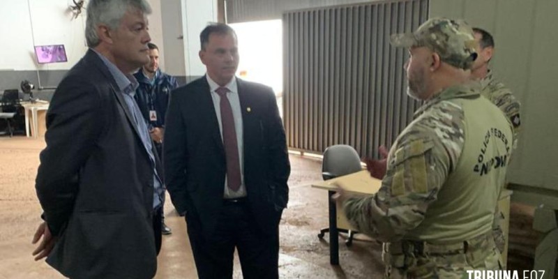 Policia Federal recebe a visita do Diretor de Coordenação da Itaipu Binacional Carlos Carboni