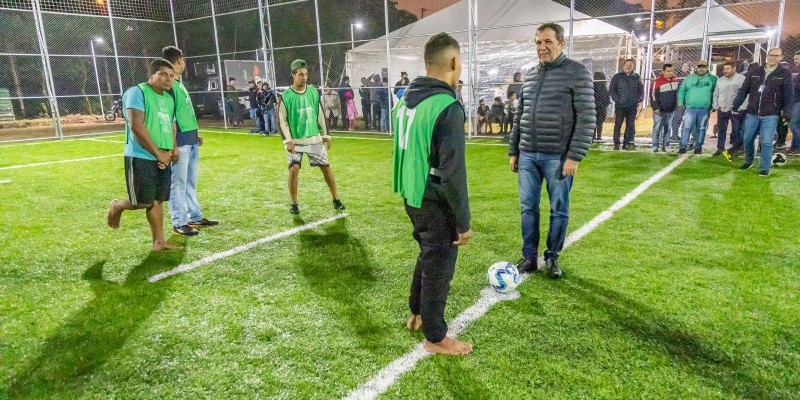 Prefeito entrega mais uma área de Esporte e Lazer, no Jupira
