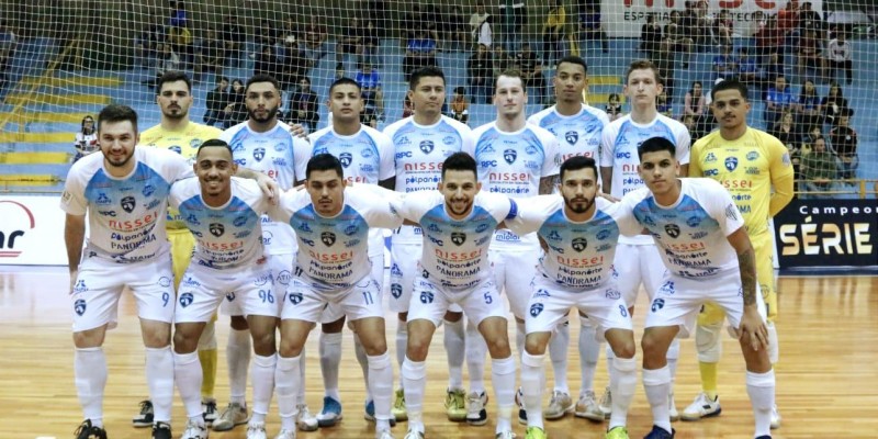 Segunda-feira é dia de clássico do futsal no Caldeirão Azul 