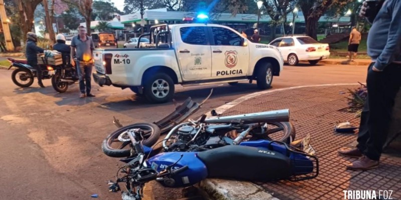 Pai e filho ficam ferido após colisão em Ciudad Del Este