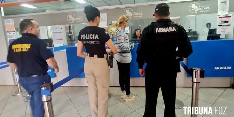 Brasileira que estava presa é expulsa do Paraguai