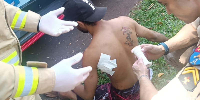 Siate socorre homem esfaqueado na Favela do Cemitério