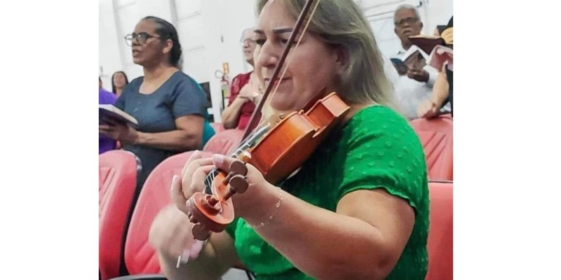 Mulher morre após levar um tiro no pescoço na Vila C