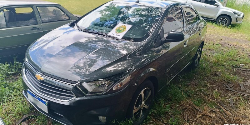 Policia Militar recupera veículo furtado no Parque Ouro Verde