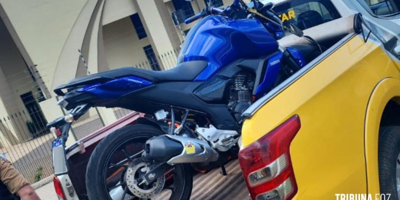 PM recupera motocicleta roubada no Bairro Campos do Iguaçu