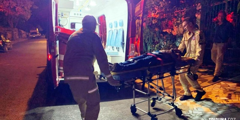 Vitima agredida é socorrida pelo Siate no Jardim Colombelli