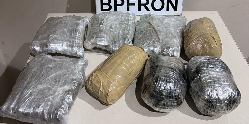 BPFRON apreende drogas em ônibus na cidade de Medianeira