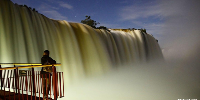 Passeio Noite nas Cataratas começa neste sábado, 9 de março