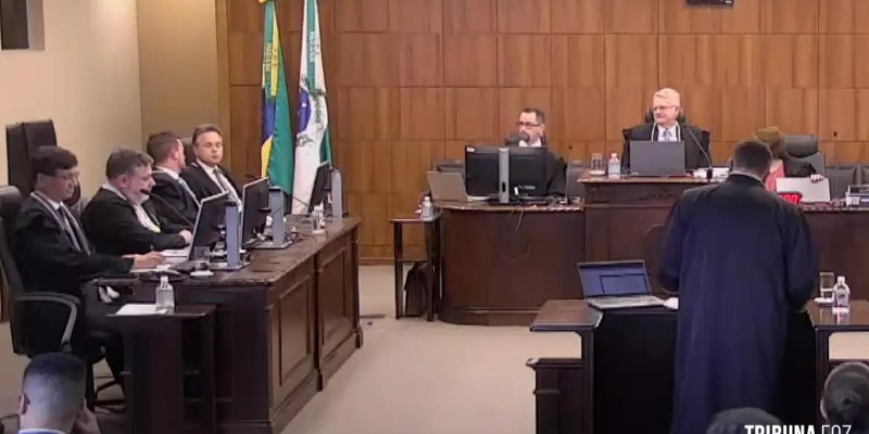 Desembargador do TRE vota pela cassação de Moro e empata julgamento
