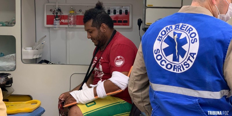 Siate socorre vítima de queda de moto na Av. Perimetral Leste