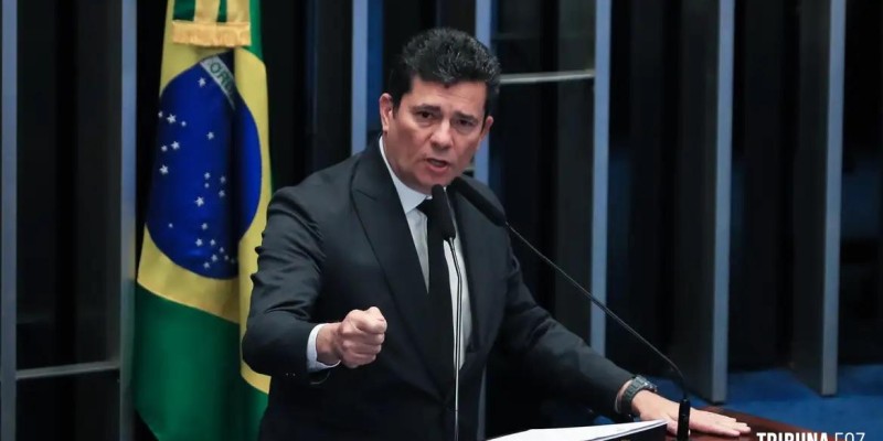 TRE inicia julgamento que pode cassar mandato de Sergio Moro