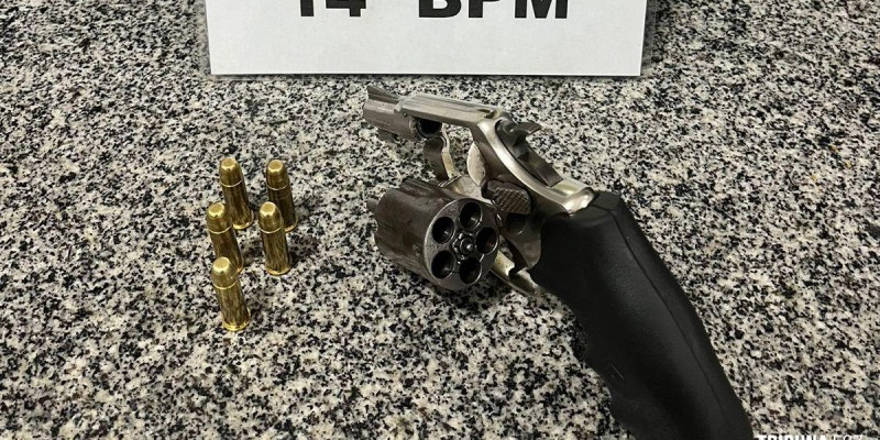 PM prende homem com arma de fogo em bar no Jardim São Paulo
