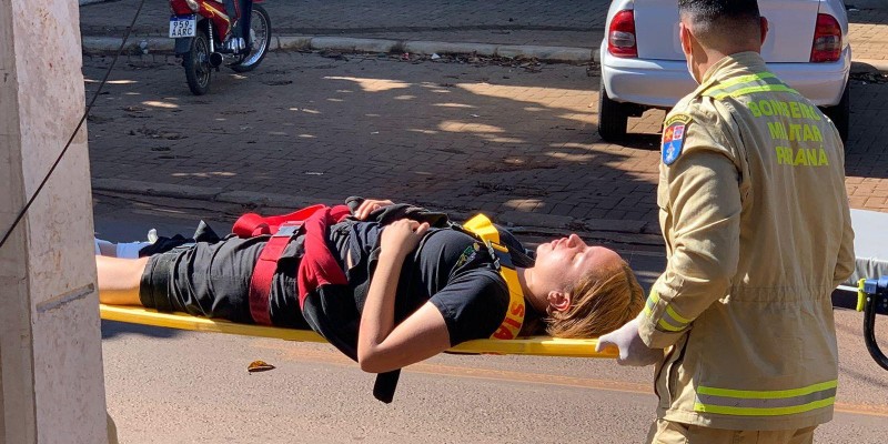 Siate socorre motociclista após queda no Jardim São Roque III