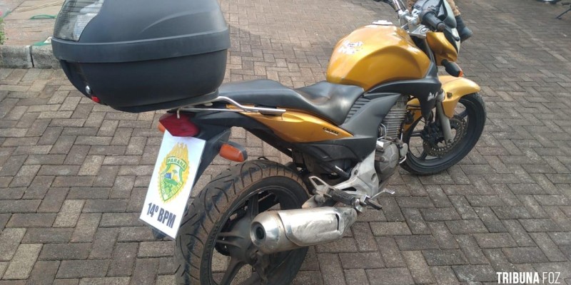 ROTAM recupera moto furtada no Bairro Jardim Jupira