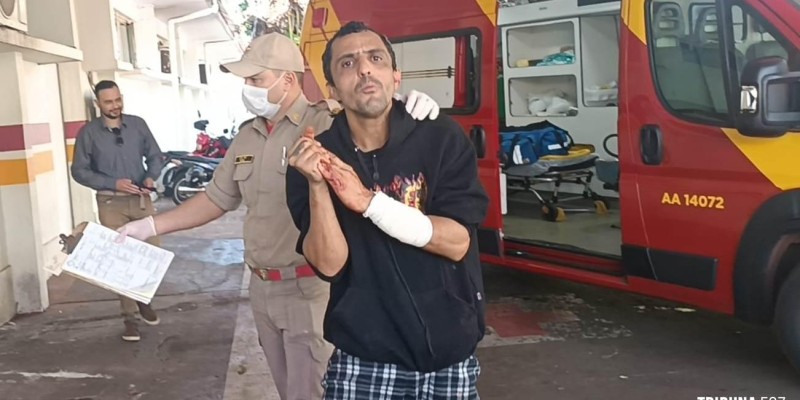 Siate socorre homem que levou facãozada no Bairro Três Lagoas