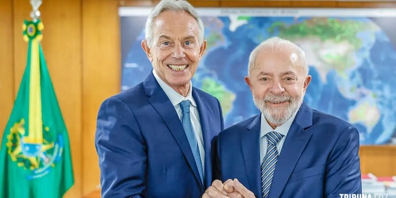 Lula e Tony Blair conversam sobre G20 e combate a extremismo
