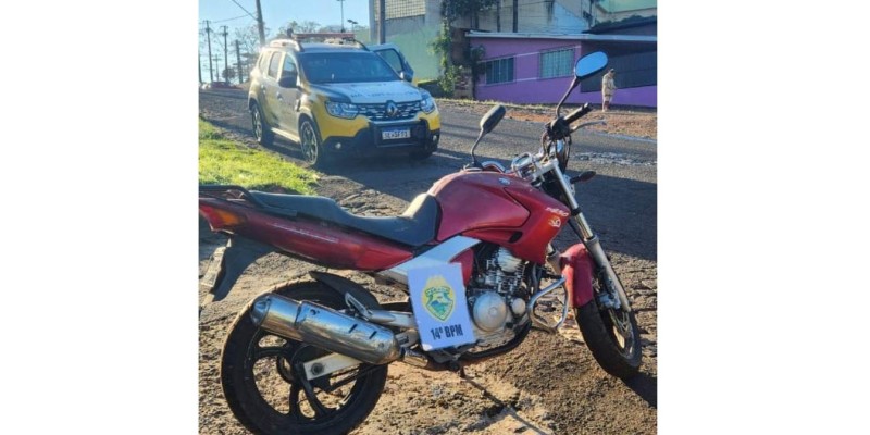 Militares da RPA Oeste recuperam moto furtada no Jardim Jupira