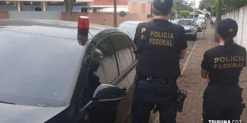 Policia Federal aborda candidato armado dentro de um colégio eleitoral em Santa Terezinha de Itaipu