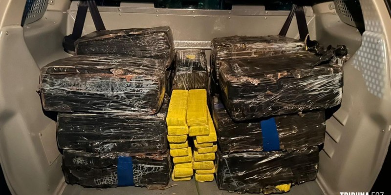 Policia Federal apreende 213 Kg de maconha no Lago de Itaipu
