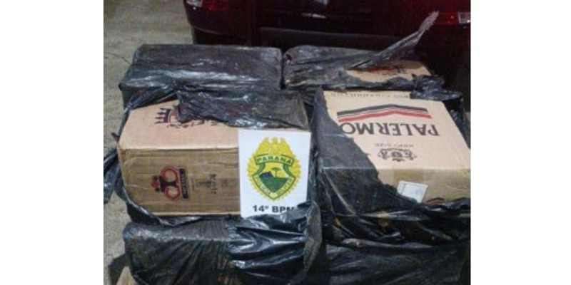 Polícia Militar apreende 8 caixas de cigarro na Av. Beira Rio 
