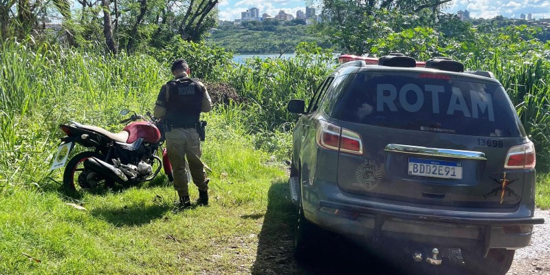 Polícia Militar recupera motocicleta furtada o Jardim Jupira