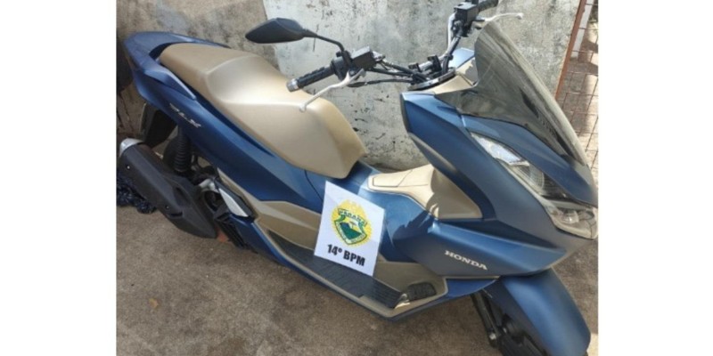 Polícia Militar recupera motocicleta no Bairro Vila Portes