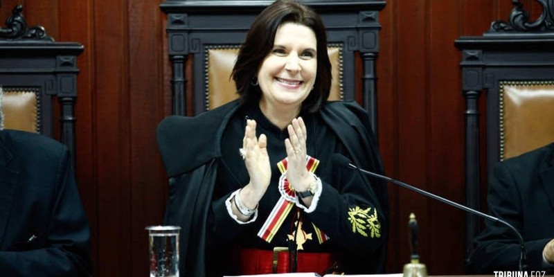 A hora e a vez de uma feminista no Superior Tribunal Militar