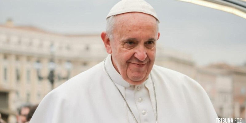 Papa está em condição estável e retoma algumas atividades