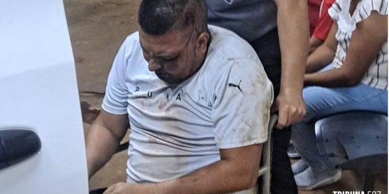 Em vez de frear, acelerou e caiu com o veiculo no Rio Paraná