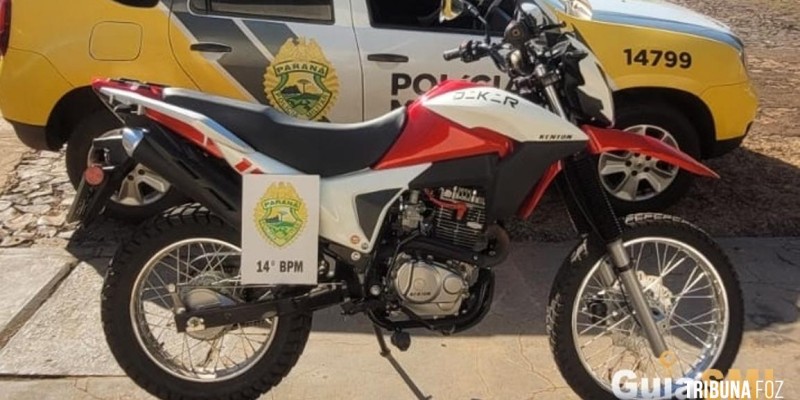 PM apreende moto de placa paraguaia em Medianeira 