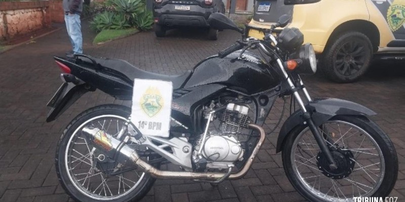 Polícia Militar recupera motocicleta com registro de furto