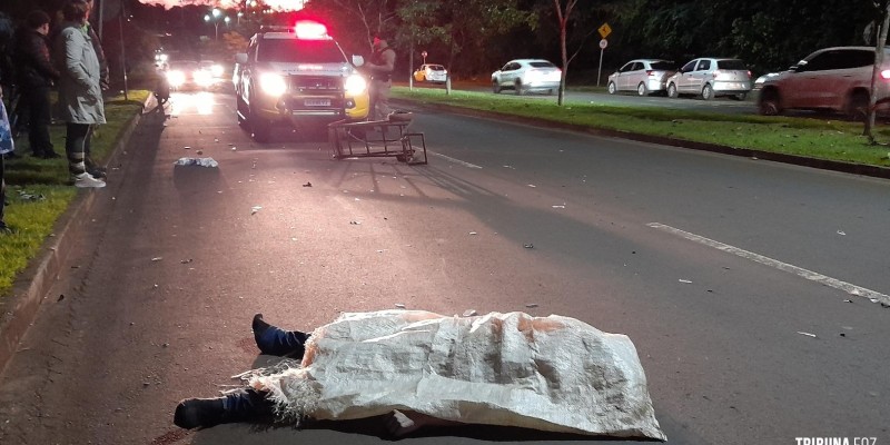 Homem morre atropelado por veículo na Av. Safira