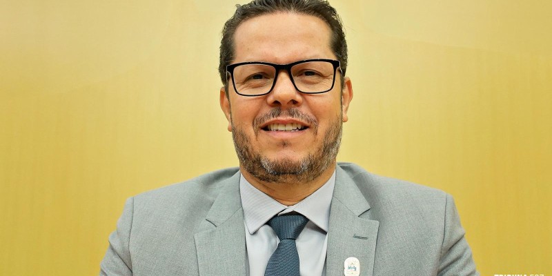 O papel distorcido do Presidente da Câmara Paulo Debrito