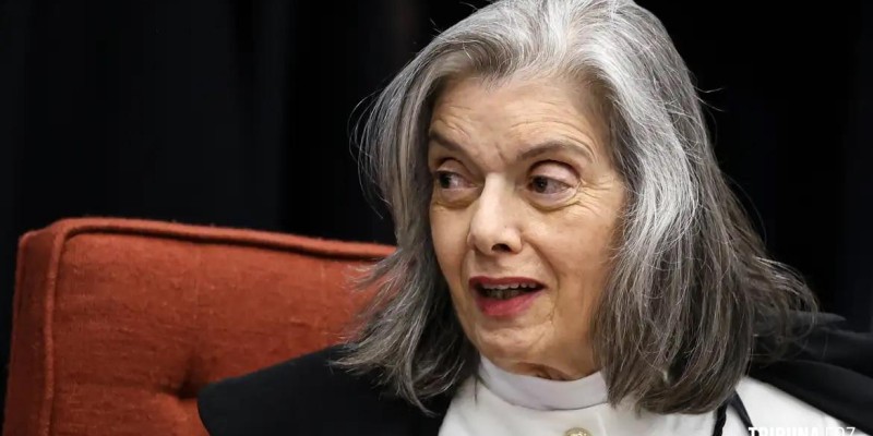 Cármen Lúcia diz que STF manterá defesa da democracia