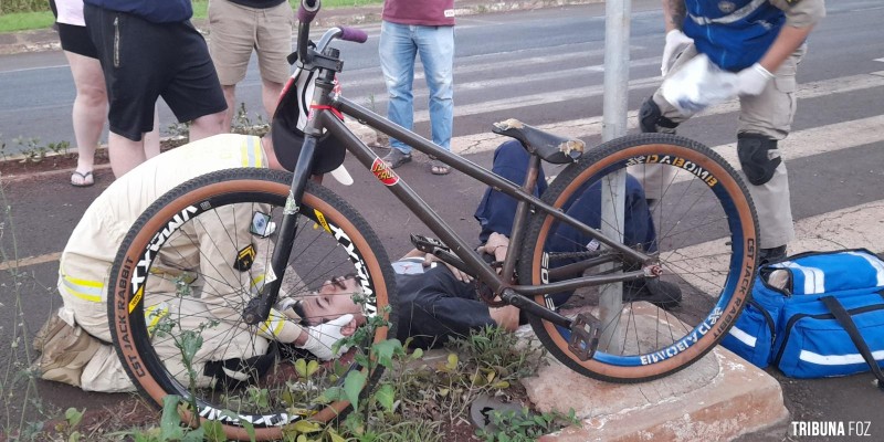 Ciclista é atropelado por veículo na Av. General Meira